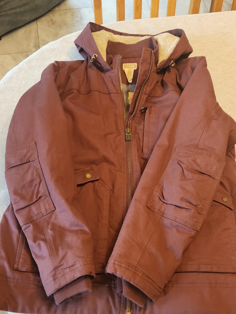 Duluth Trading Co Women's Insulated Hooded Jacket in Burgundy